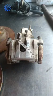 Nissan Primera P12 Sağ Arka Kaliper çıkma