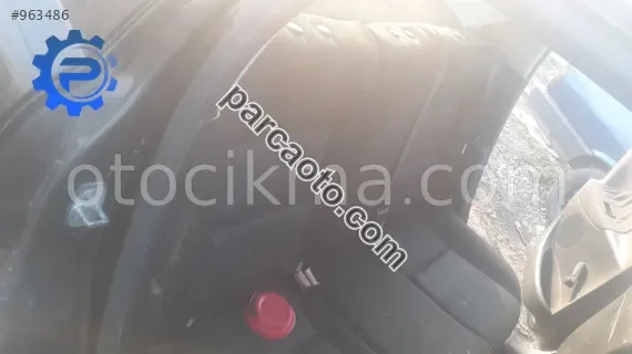 2009 peugeot 207 1.4 benzinli çıkma tam takım koltuklar