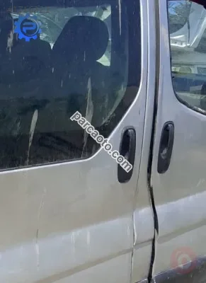 opel vivaro çıkma sağ takım kapı kolu