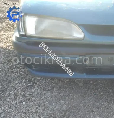1996 model renault r19 europa 1.6 hb orjinal sağ far