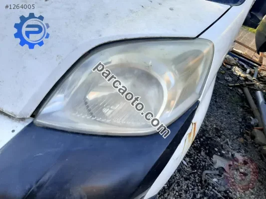 2009 model peugeot bipper 1.4 hdi çıkma sol far