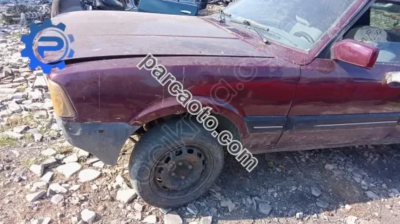 Ford Taunus sol çamurluk yedek parça