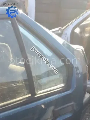 1996 renault r19 europa 1.6 hb çıkma sol arka kelebek camı