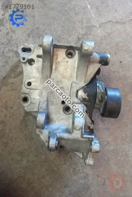 peugeot 207 8v 1.4 çıkma şarj dinamosu ayağı braket