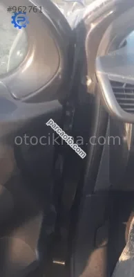 2009 peugeot 207 1.4 benzinli çıkma kapı menteşeleri