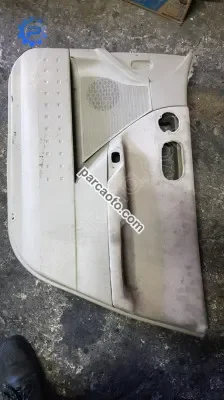 Renault Megane 2 Sağ Ön Kapı Döşemesi çıkma