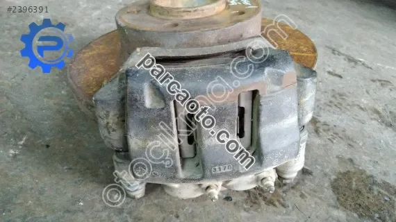 Renault Master 1 Sağ Kaliper orjinal çıkma parça