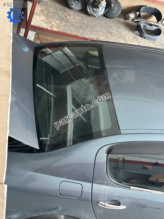 Peugeot 407 arka cam Peugeot 407 arka cam