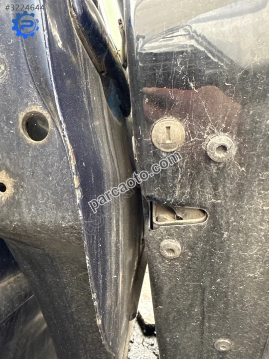 Audi a3 sağ arka kapı kilidi Audi a3 sağ arka kapı kilidi