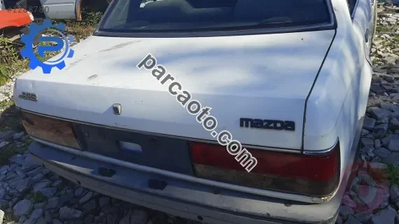 mazda 323 sedan çıkma bagaj kapağı