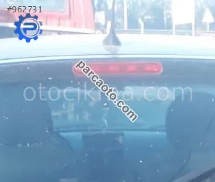 2009 peugeot 207 1.4 benzinli çıkma bagaj stop lambası