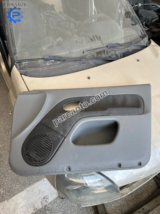 Renault clio 2 symbol 1999-2009 Sağ ön kapı döşemesi Renault clio 2 symbol 1999-2009 Sağ ön kapı döşemesi