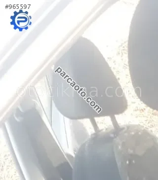 2009 peugeot 207 1.4 benzinli çıkma sağ ön koltuk başlığı