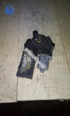 renault fluence çıkma sol ön cam motoru