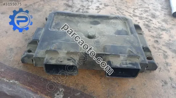 citroen Berlingo motor beyni çıkma