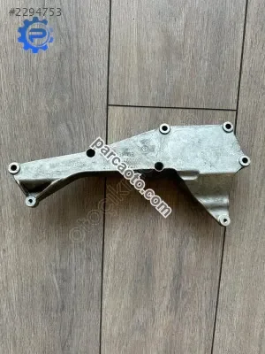 Çıkma Egr Braketi Audi 2.0 TDI A6 A4 A5 03L131159