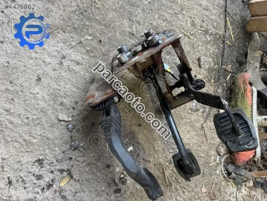 Peugeot 207 Fren Debriyaj Pedal Adet
