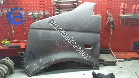 Volkswagen T5 orjinal sol çamurluk çıkma