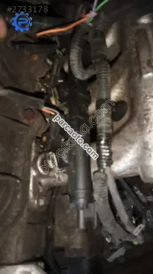 Clio 3. 1.2 16v turbo benzinli enjektör takım yedek parça