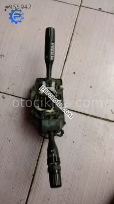 mazda 323 çıkma sinyal silecek kolu