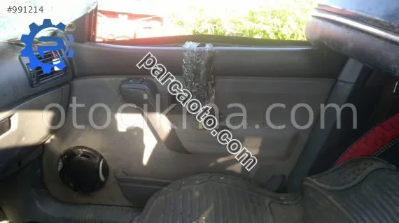 1997 model renault r19 1.4 sökme sağ ön kapı döşemesi