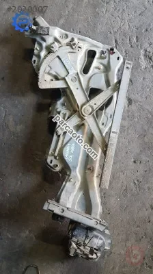 Renault laguna 1 sol arka cam krikosu çıkma