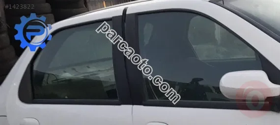 2005 model fiat albea 1.6 16v çıkma sağ takım kapı camı