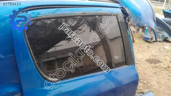 Pejo 307 sag arka kapi cami  yedek parça