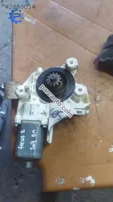 Focus iki sağ ön cam motoru çıkma