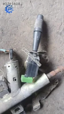 Pejo 205 iç silecek kolu yedek parça