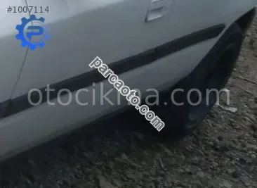 1993 model mazda 323 jb çıkma sol takım kapı bandı