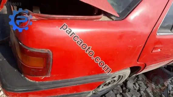 hyundai excel 1.5 çıkma sağ arka çamurluk