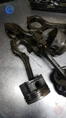 Volvo 460 piston kolları çıkma