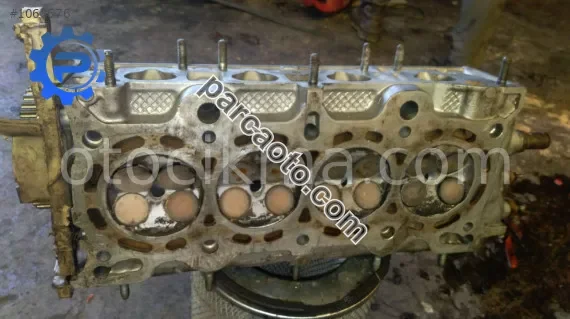 1998 model honda civic 1.4 çıkma dolu silindir kapağı