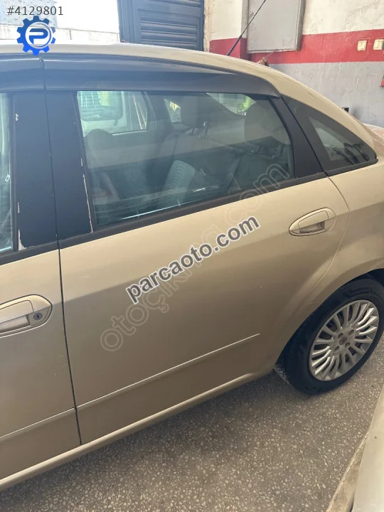 Fiat linea sol arka kapı dolu Fiat linea sol arka kapı dolu