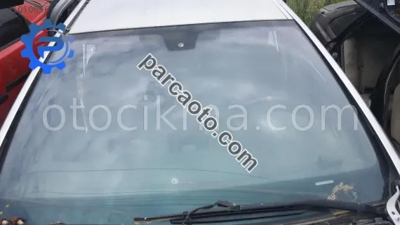 peugeot 607 çıkma ön cam