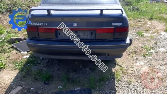 renault r21 çıkma arka tampon