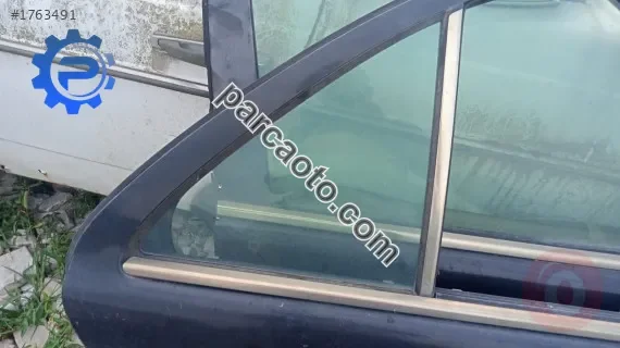 Mercedes-Benz 220 Kelebek Cam Arka - Ordu Ünye