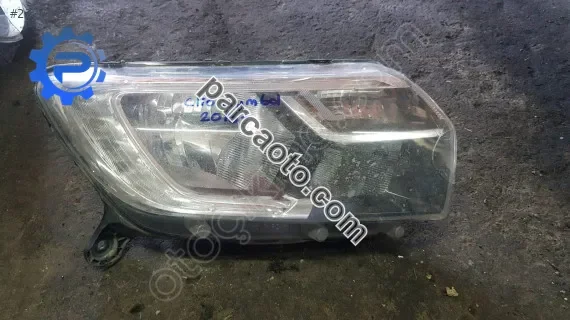 Renault Clio Symbol Orjinal Sağ Far çıkma