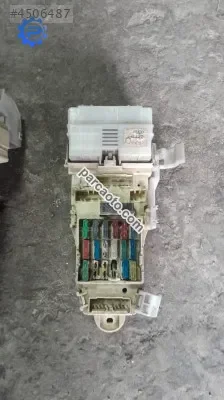 Mazda 626 role sigorta tablası