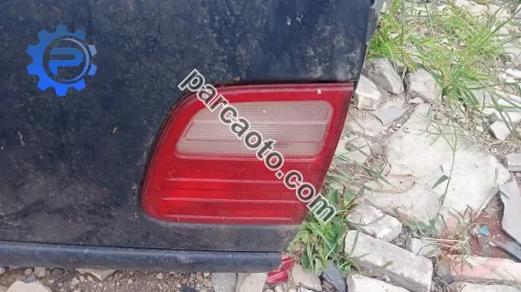 mercedes e-class w210 çıkma sağ iç stop lambası