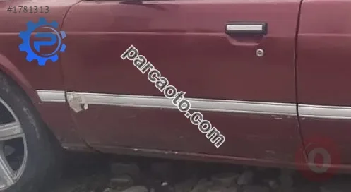 1983 model honda accord 1.6 çıkma sol ön kapı bandı