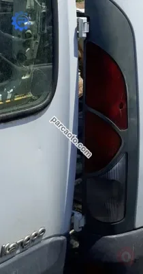 renault kangoo çıkma sağ bagaj kapağı menteşe