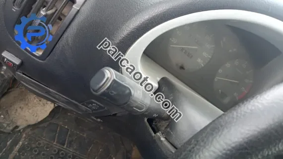 Citroen Saxo sinyal silecek kolu
