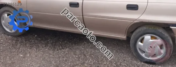 1998 opel astra f station 8v çıkma sol jant lastik takımı
