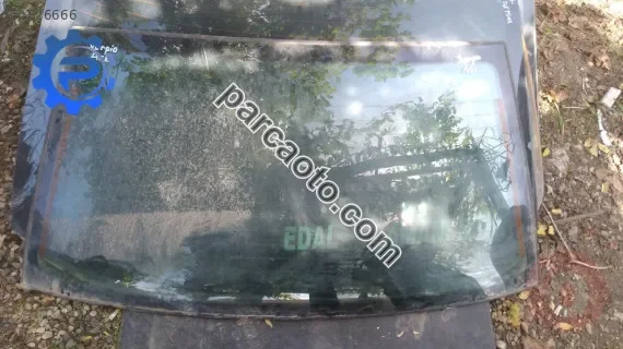 1994 model ford scorpio çıkma arka cam