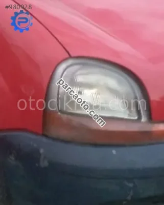 2006 model renault kangoo 1.9 orjinal sağ far