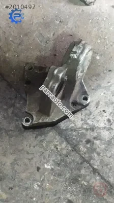 Peugeot partner motor braketi çıkma