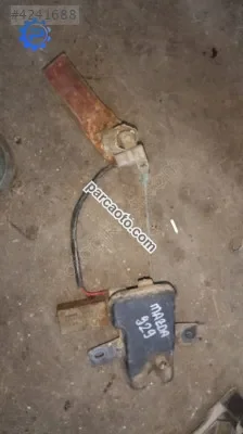 Mazda 929 bagaj kilidi