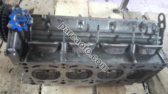 BMW e34 silindir kapak 8 silindir çıkma